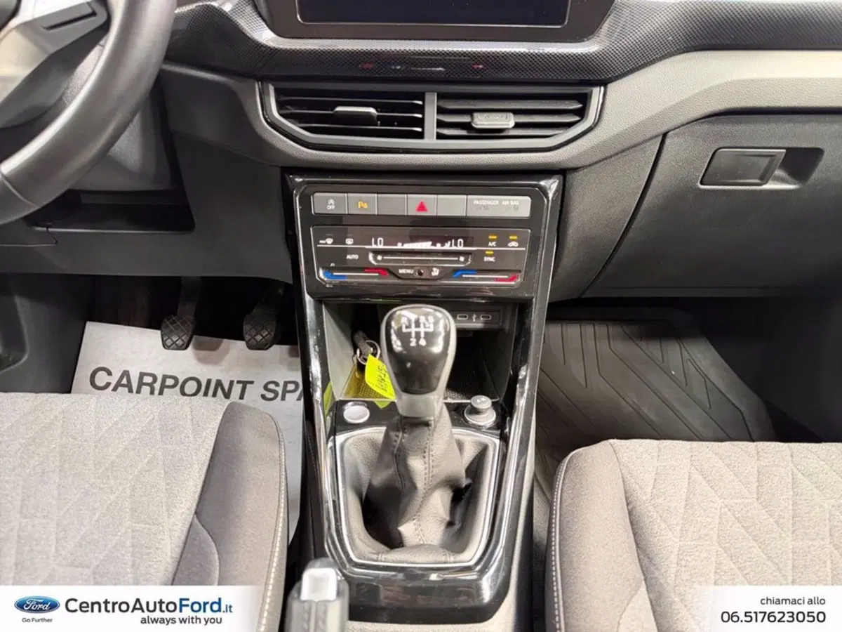 Volkswagen T-Cross usata a Roma (11)