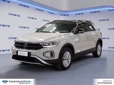 Volkswagen T-Roc 2.0 tdi Life 150cv dsg del 2023 usata a Albano Laziale