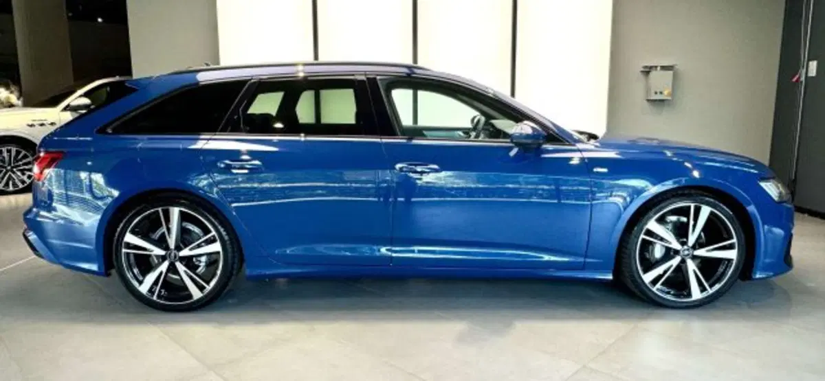 Audi A6 Avant nuova a Torino (4)