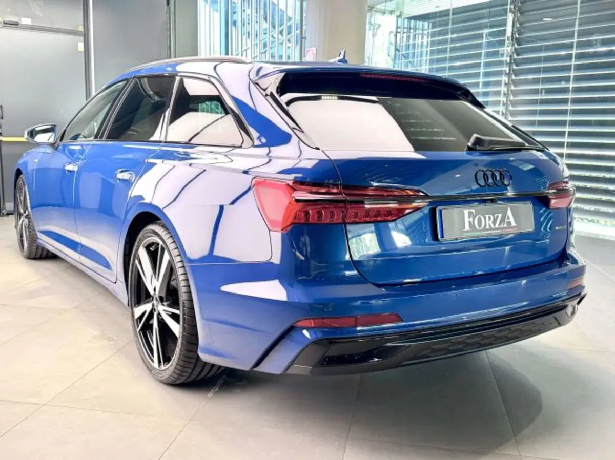 Audi A6 Avant nuova a Torino (6)