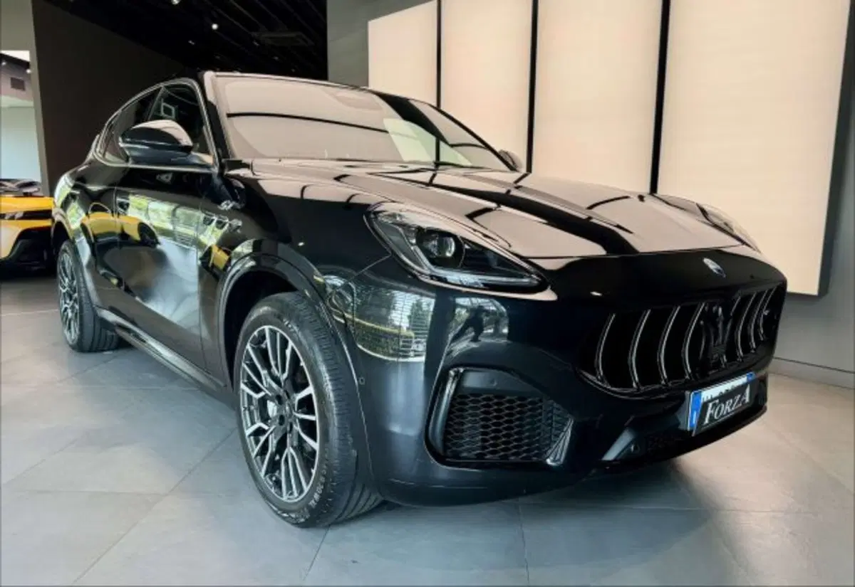 Maserati Grecale usata a Torino (3)