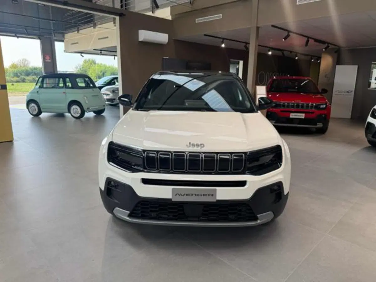 Jeep Avenger nuova a Vercelli (2)
