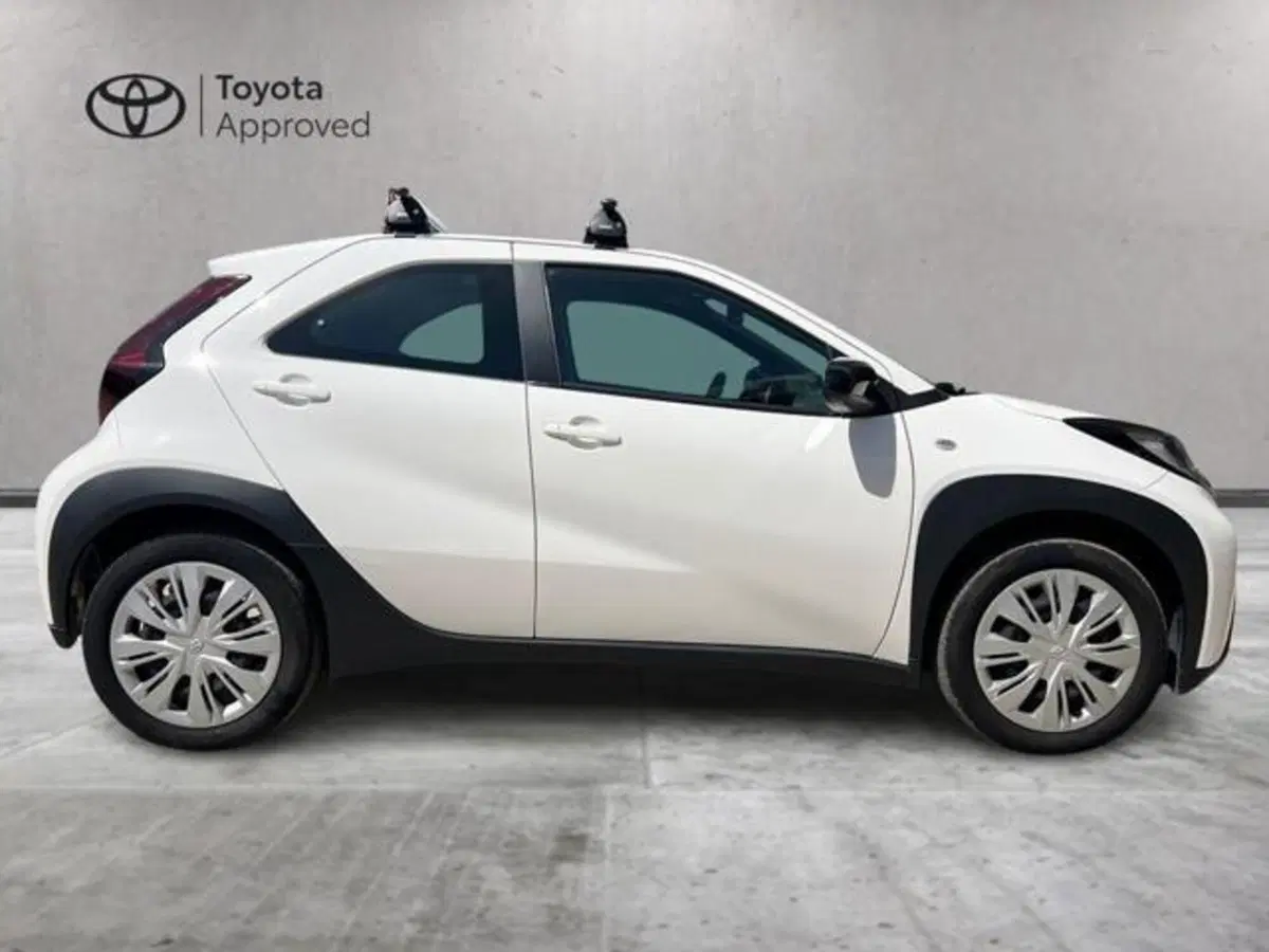Toyota Aygo X usata a Sassari (4)