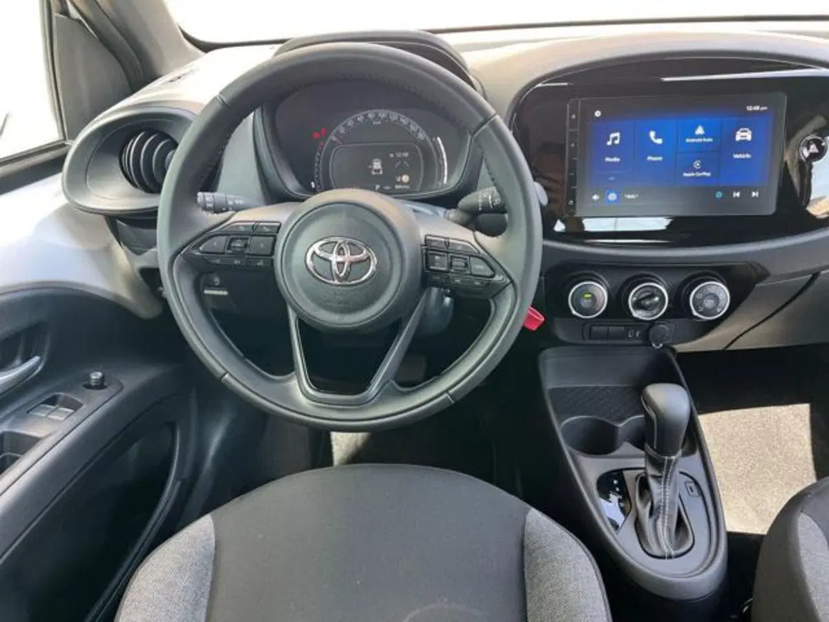Toyota Aygo X usata a Sassari (8)