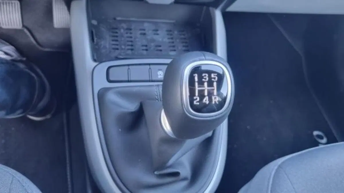 Hyundai i10 nuova a Savona (15)