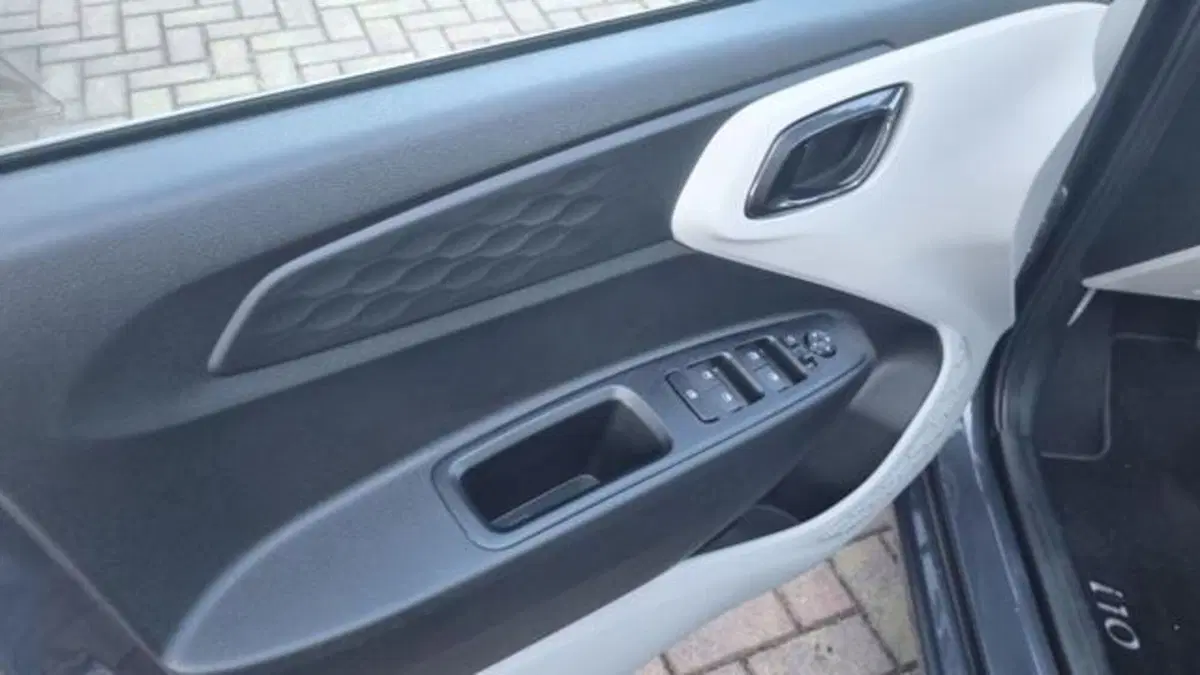 Hyundai i10 nuova a Savona (9)