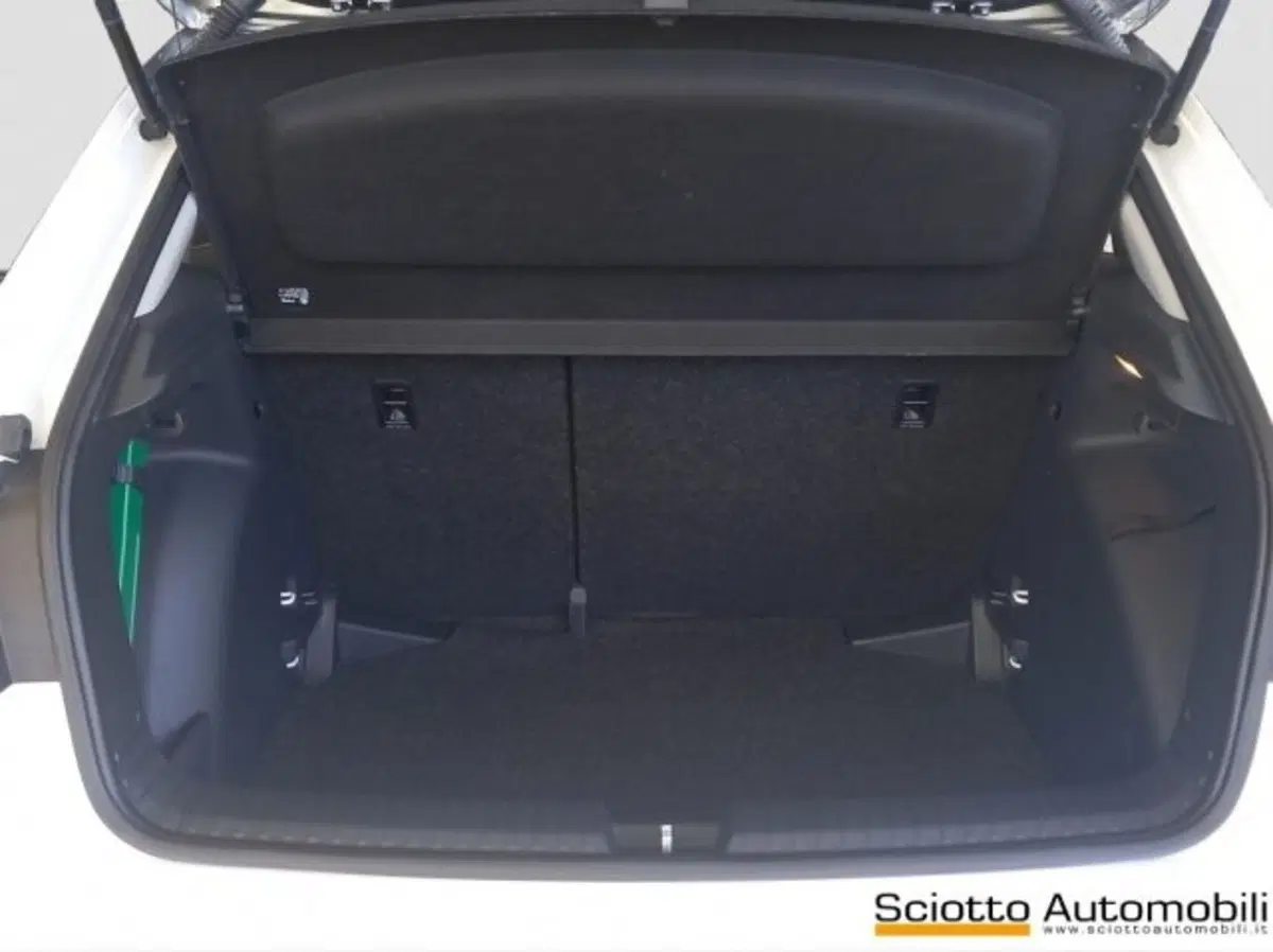 Skoda Fabia usata a Messina (17)