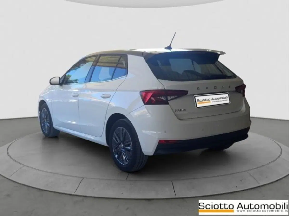 Skoda Fabia usata a Messina (4)