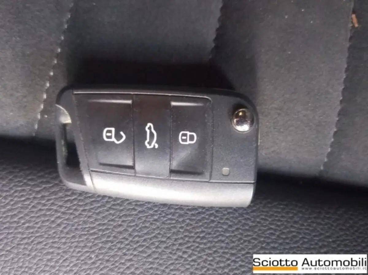 SEAT Arona usata a Messina (20)