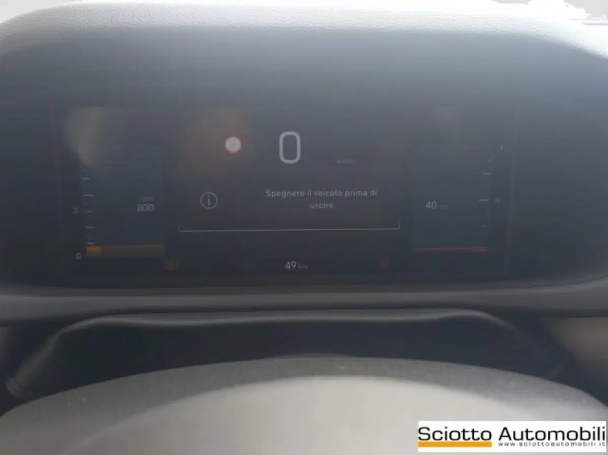 Jeep Avenger nuova a Messina (11)