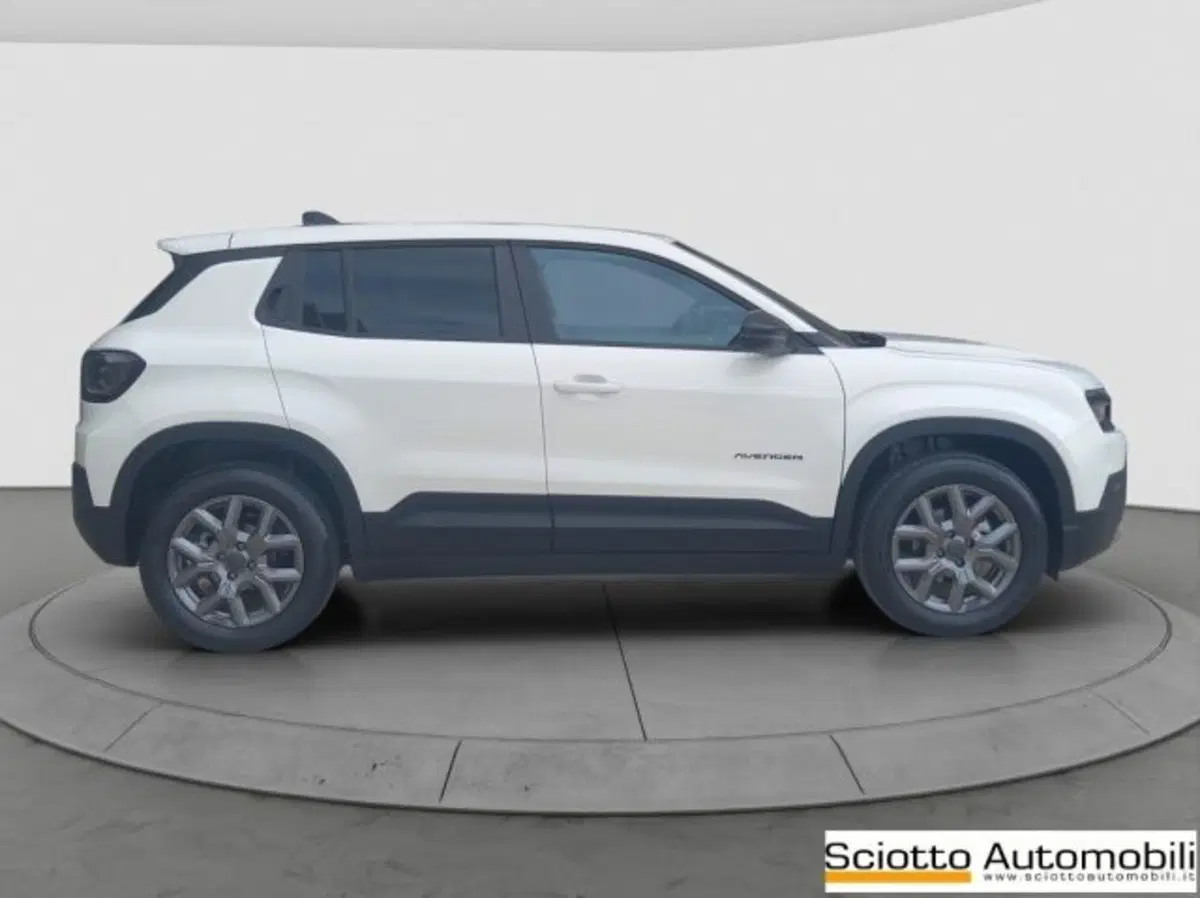 Jeep Avenger nuova a Messina (7)