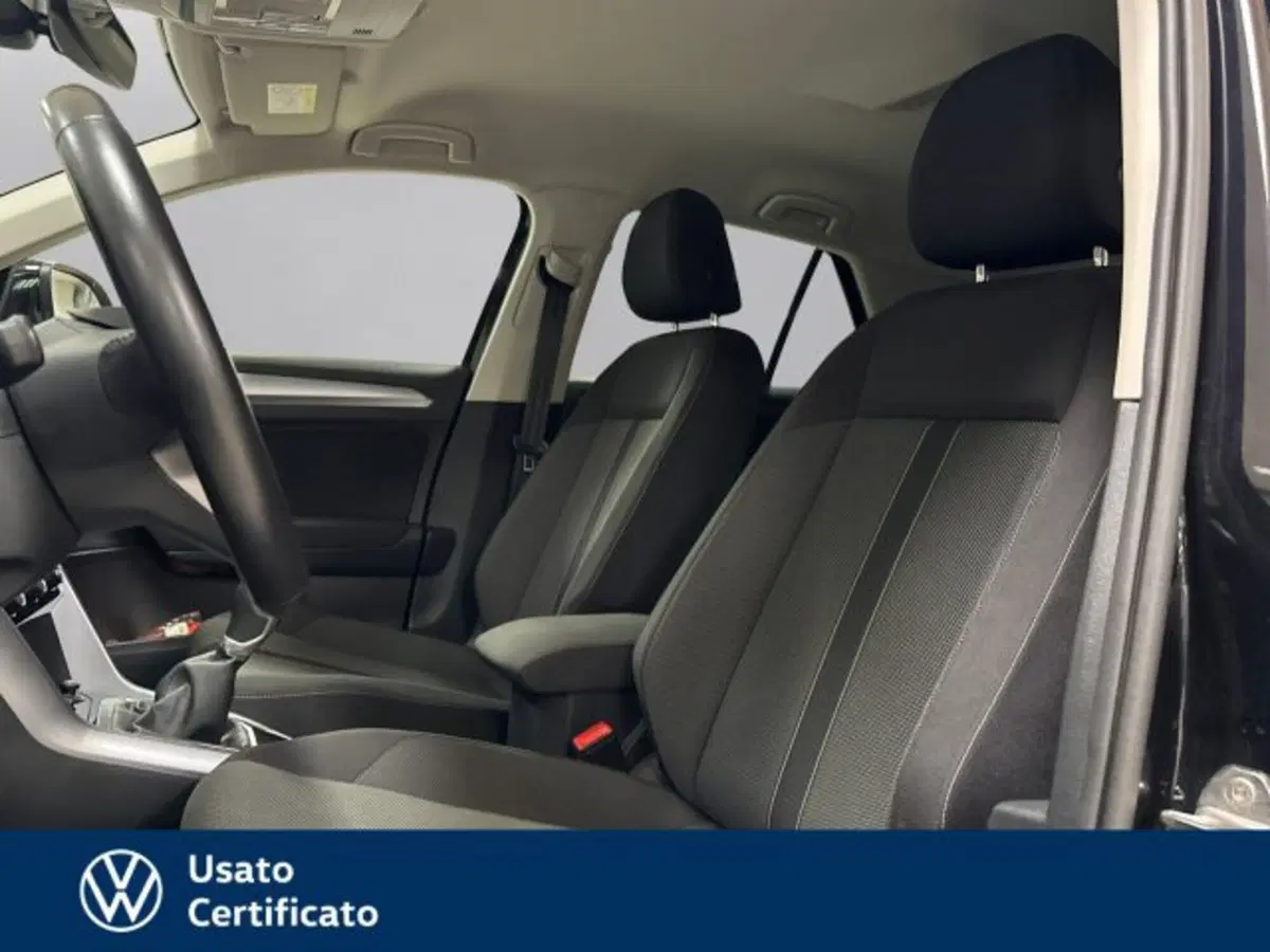 Volkswagen T-Roc usata a Vicenza (13)
