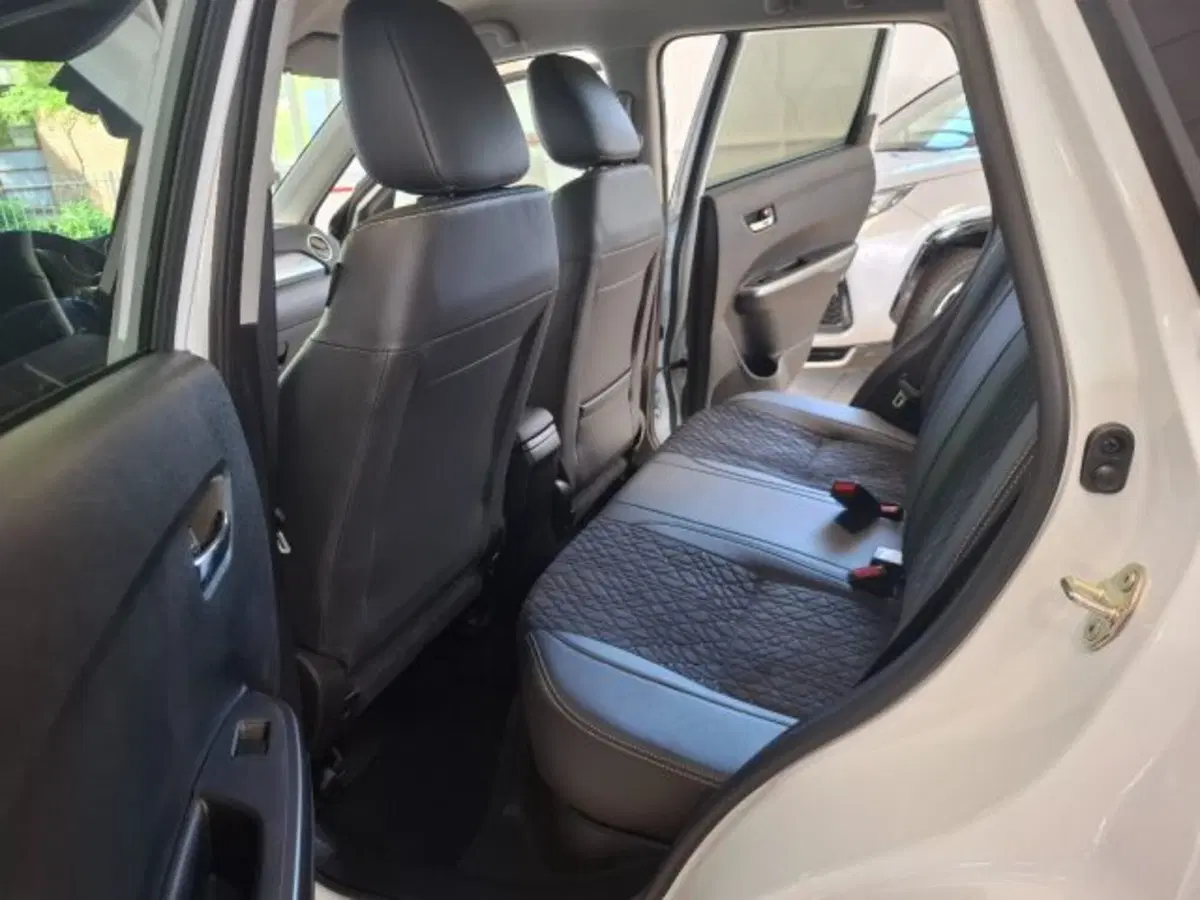 Suzuki Vitara nuova a Reggio Emilia (14)