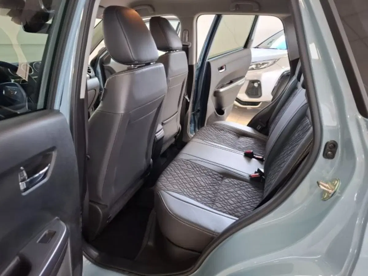 Suzuki Vitara nuova a Reggio Emilia (15)