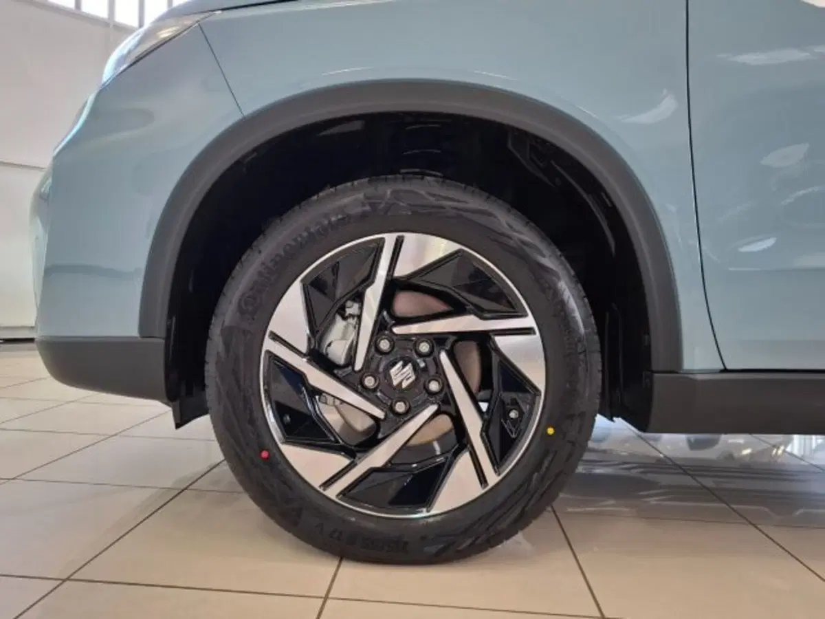 Suzuki Vitara nuova a Reggio Emilia (20)