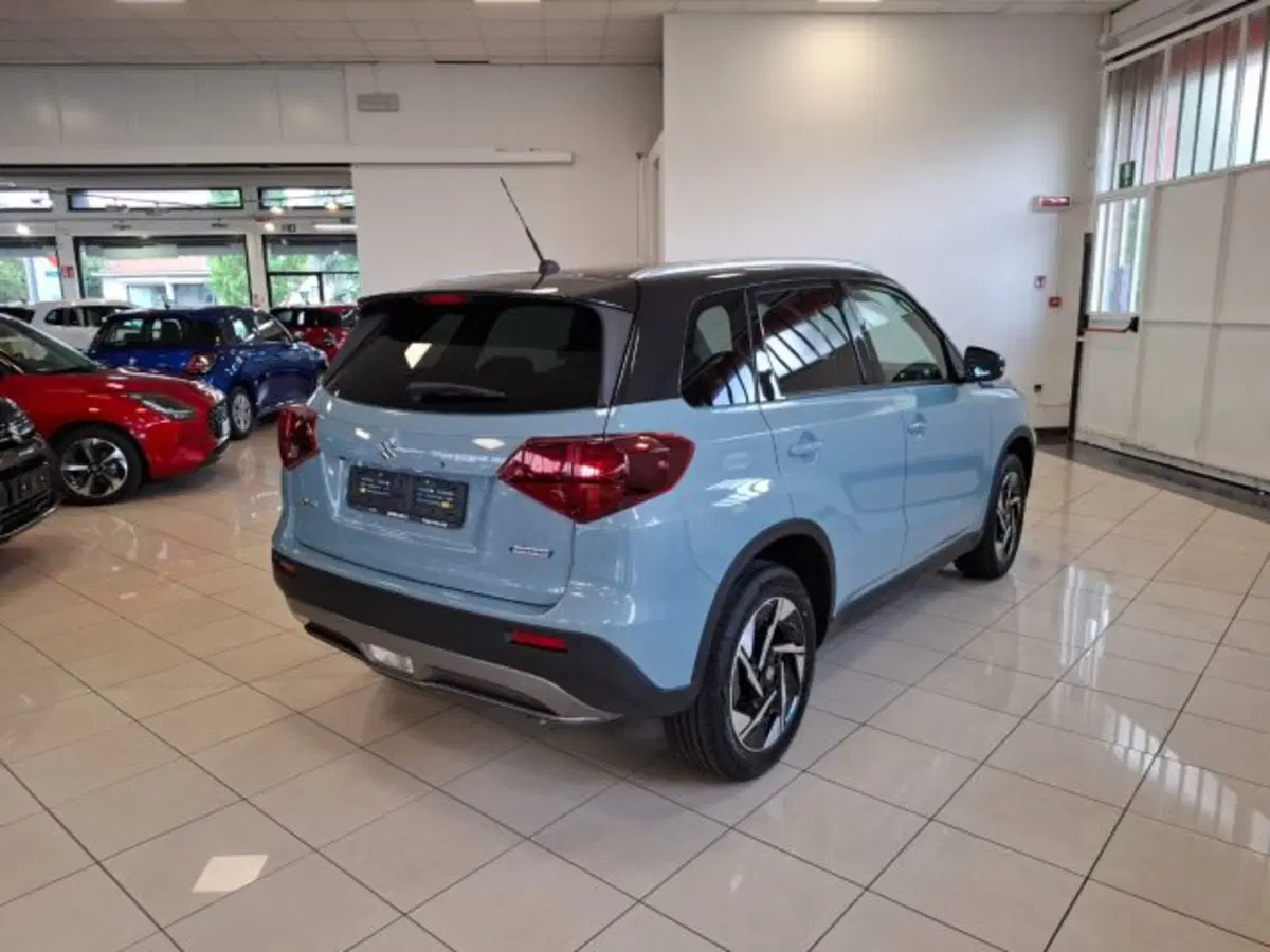 Suzuki Vitara nuova a Reggio Emilia (5)