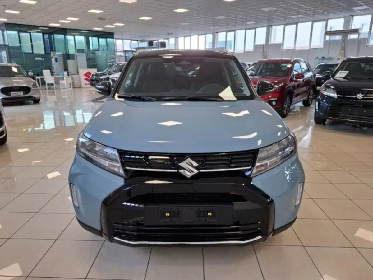 Suzuki Vitara nuova a Reggio Emilia (8)