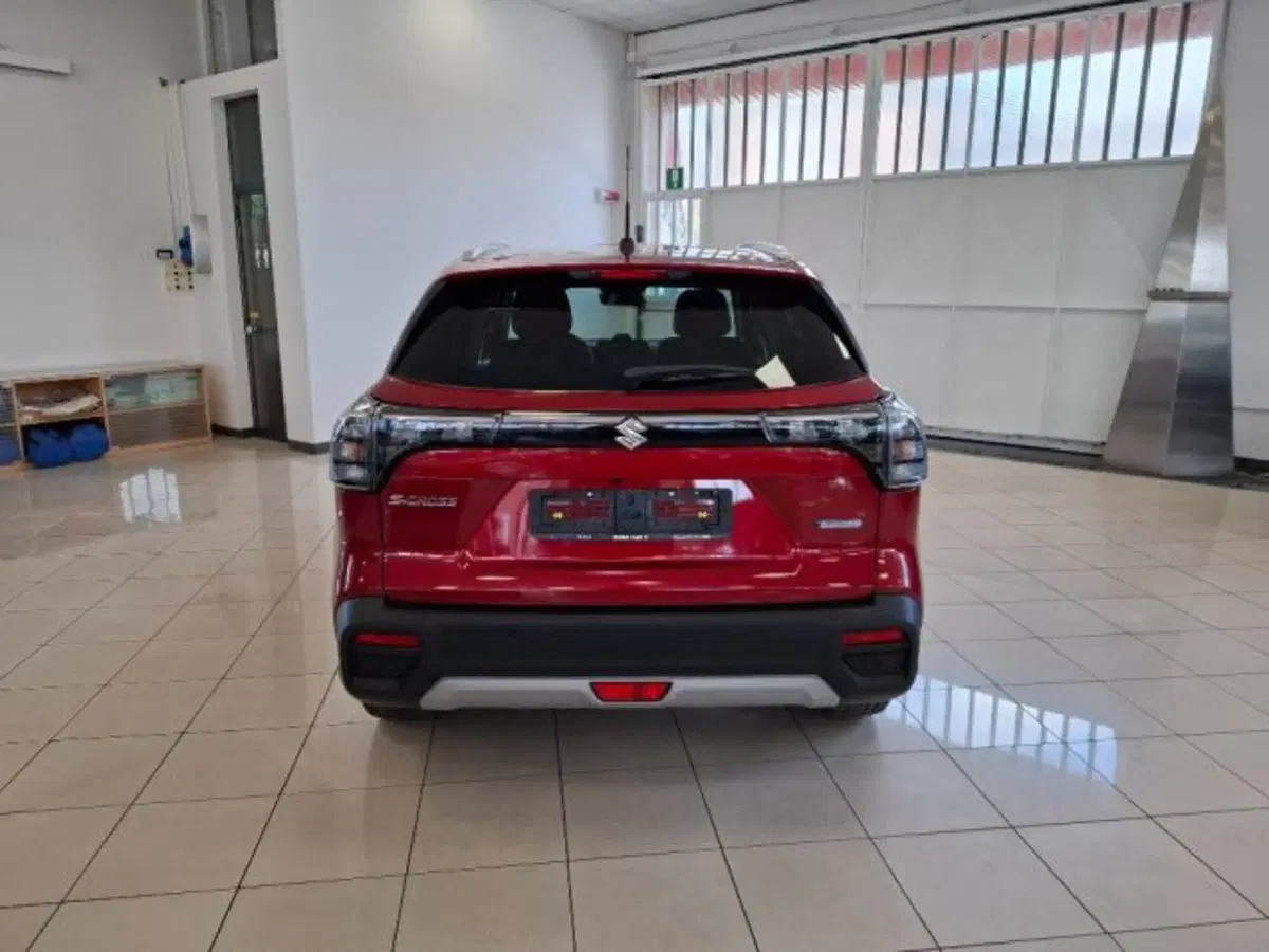 Suzuki S-Cross nuova a Reggio Emilia (4)