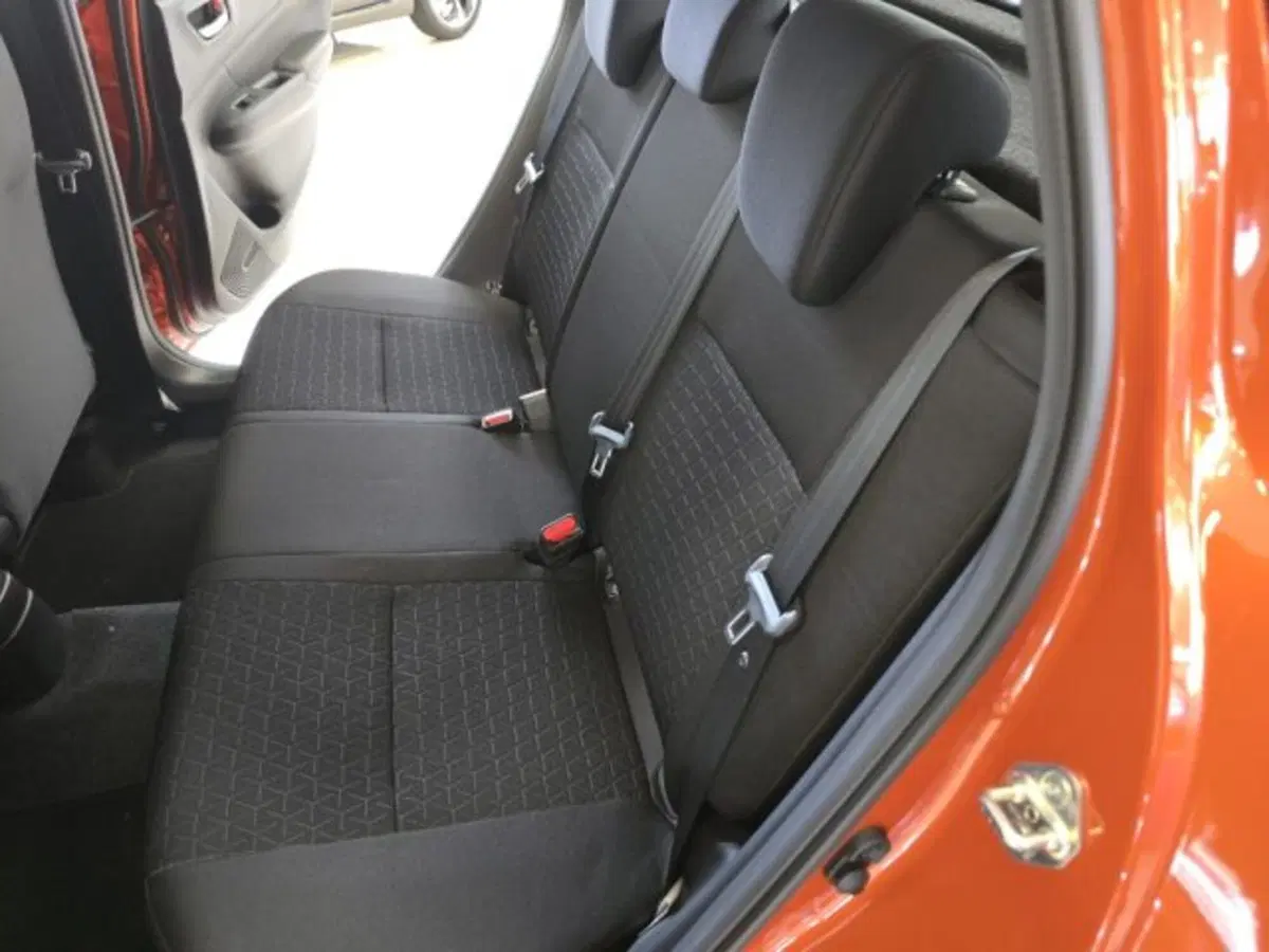 Suzuki Swift nuova a Reggio Emilia (13)