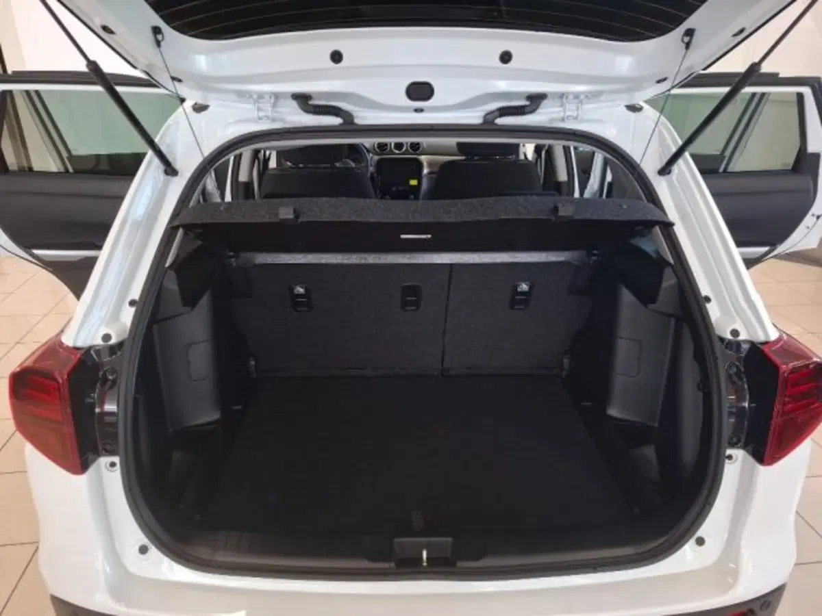 Suzuki Vitara nuova a Reggio Emilia (15)