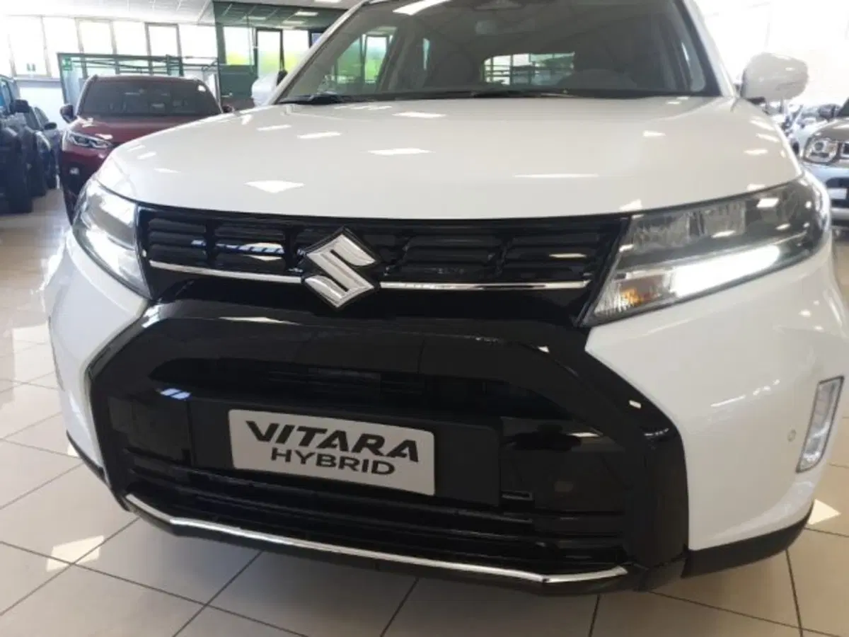 Suzuki Vitara nuova a Reggio Emilia (17)