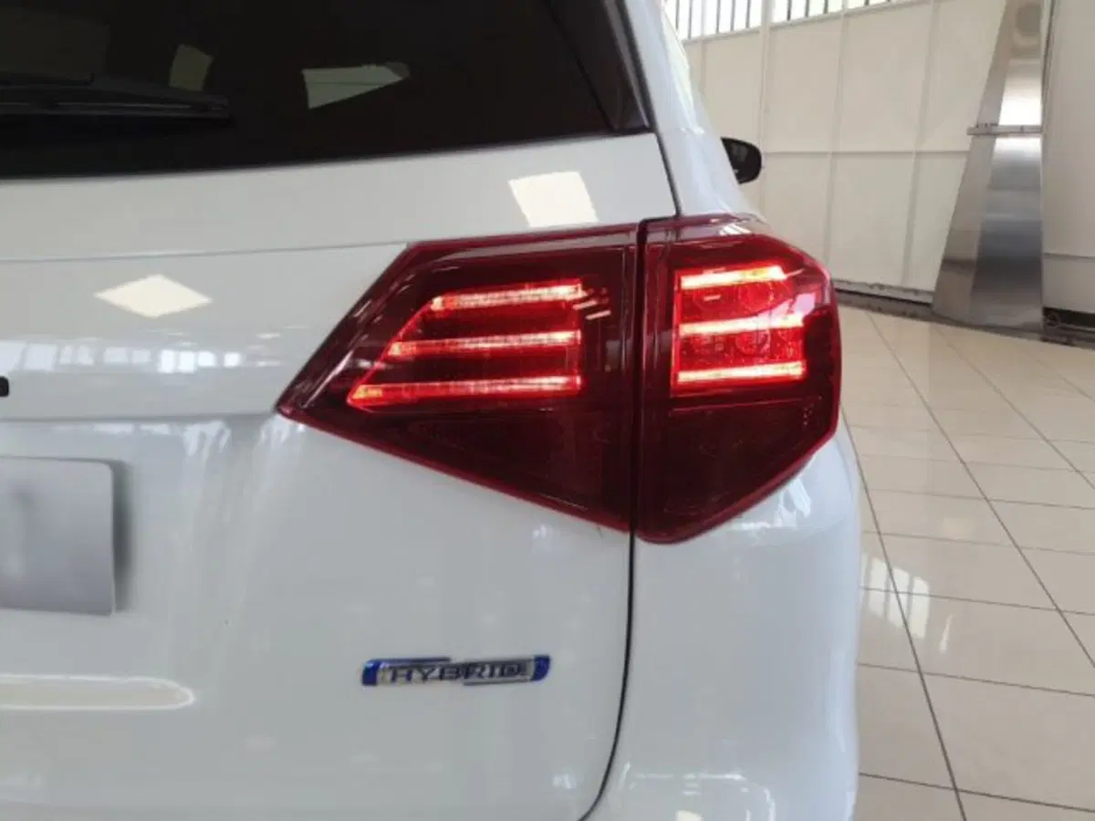 Suzuki Vitara nuova a Reggio Emilia (20)