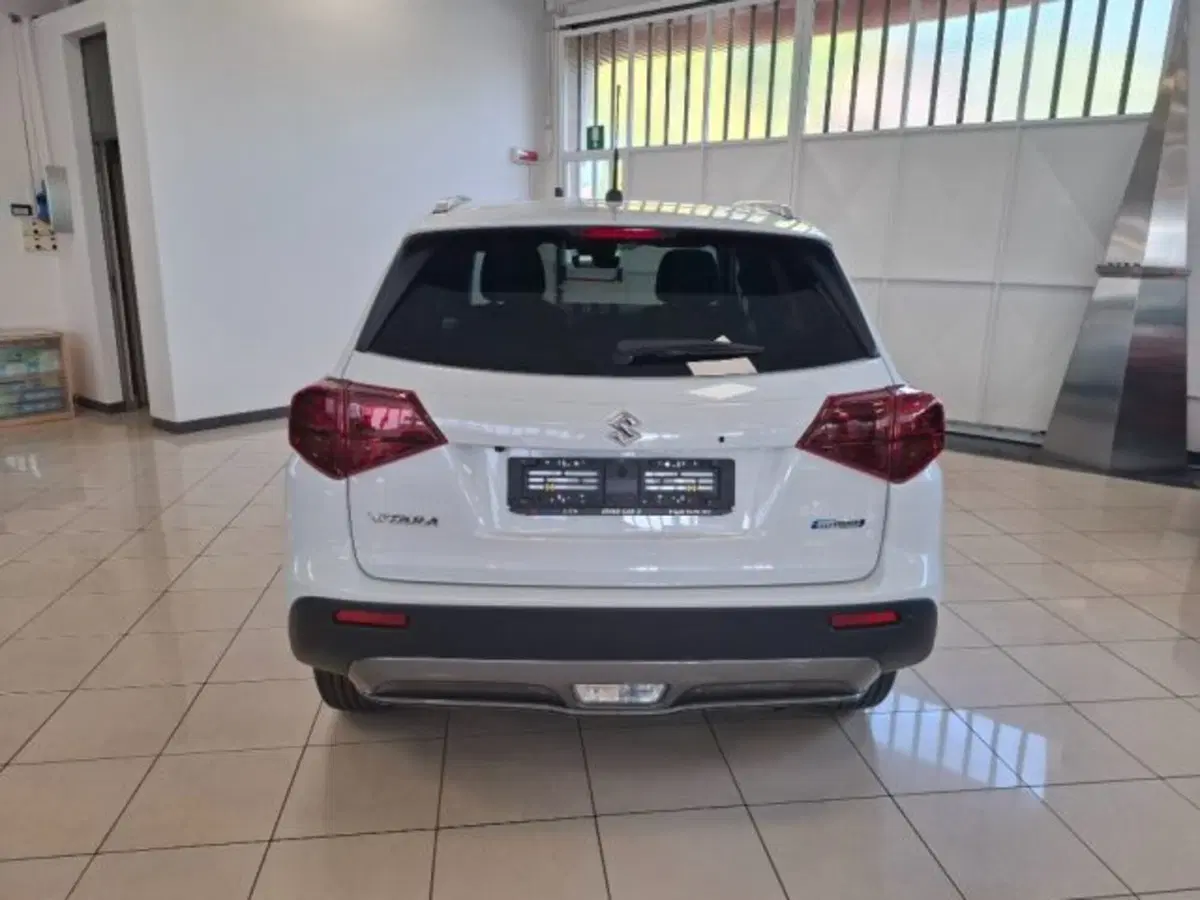 Suzuki Vitara nuova a Reggio Emilia (4)