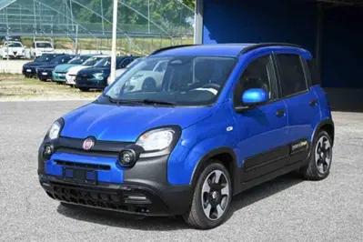 Fiat Panda Cross 1.0 firefly hybrid Cross s&s 70cv 5p.ti nuova a Pianezza