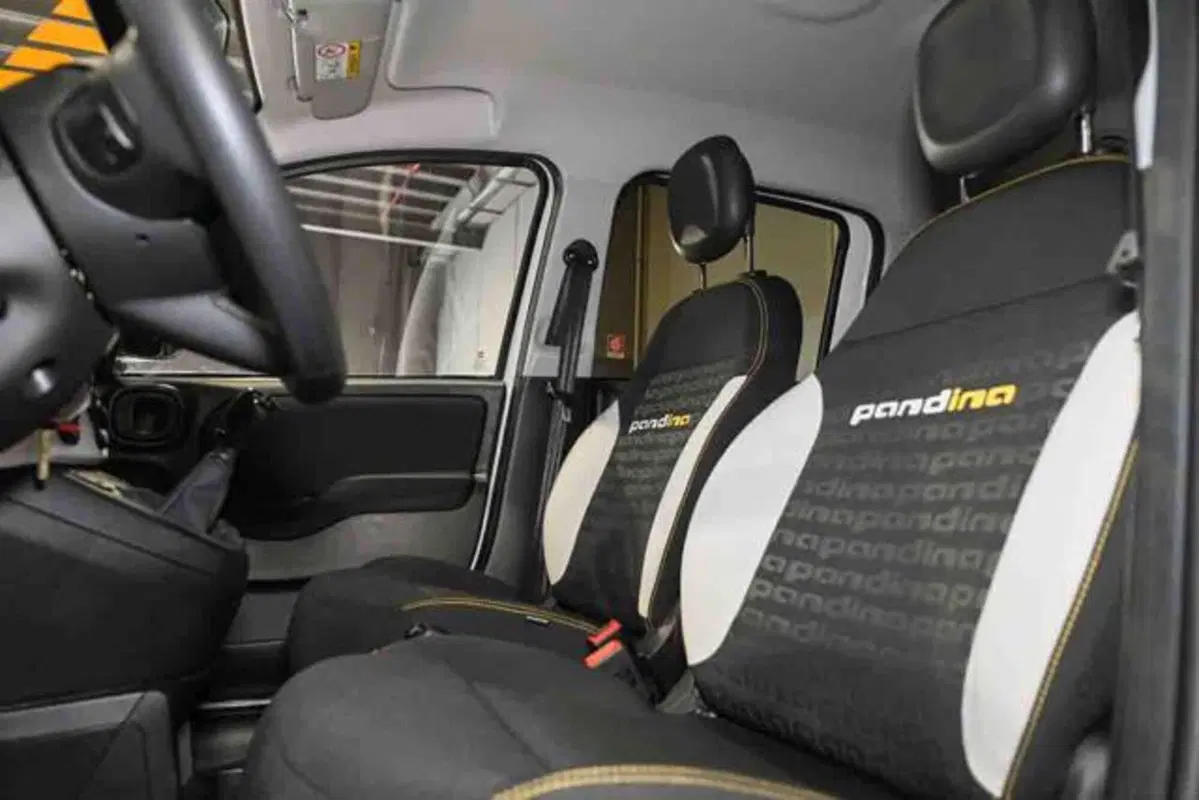 Fiat Panda Cross nuova a Torino (9)