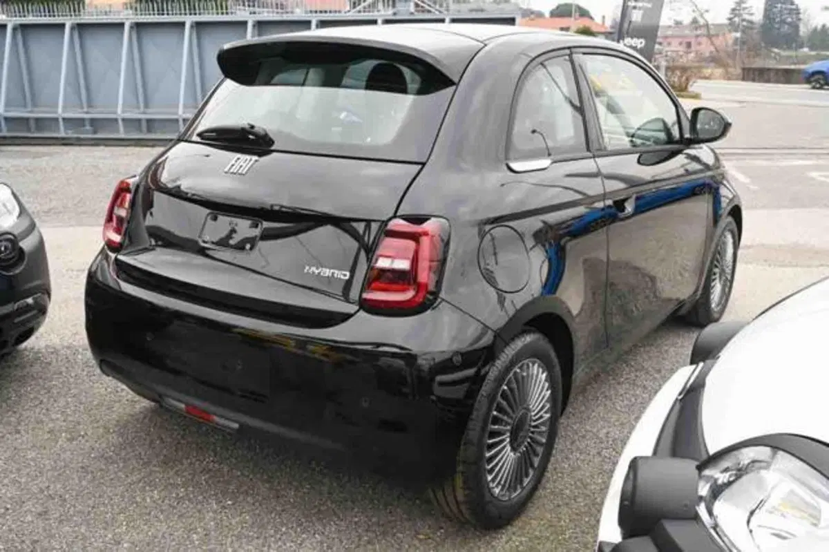 Fiat 500 nuova a Torino (3)