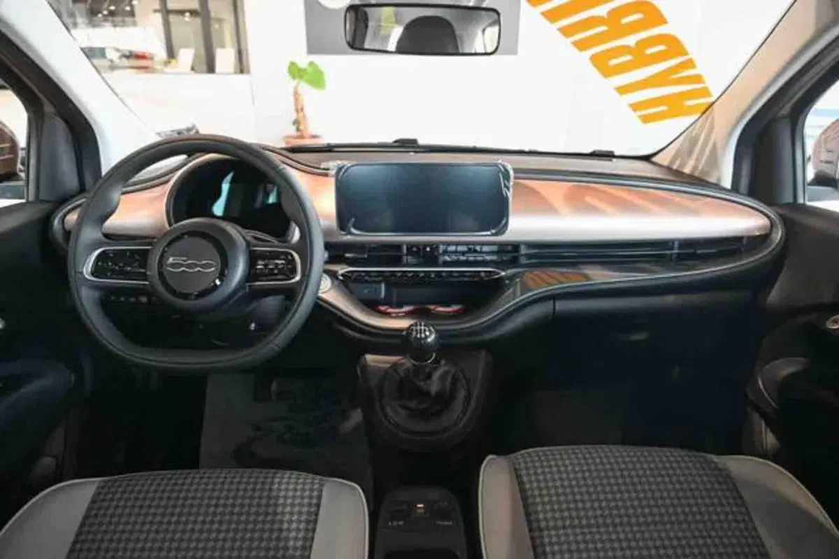 Fiat 500 nuova a Torino (6)