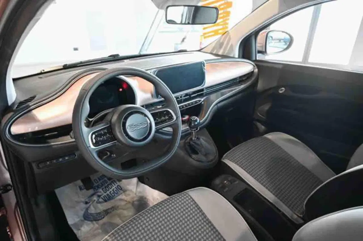 Fiat 500 nuova a Torino (7)