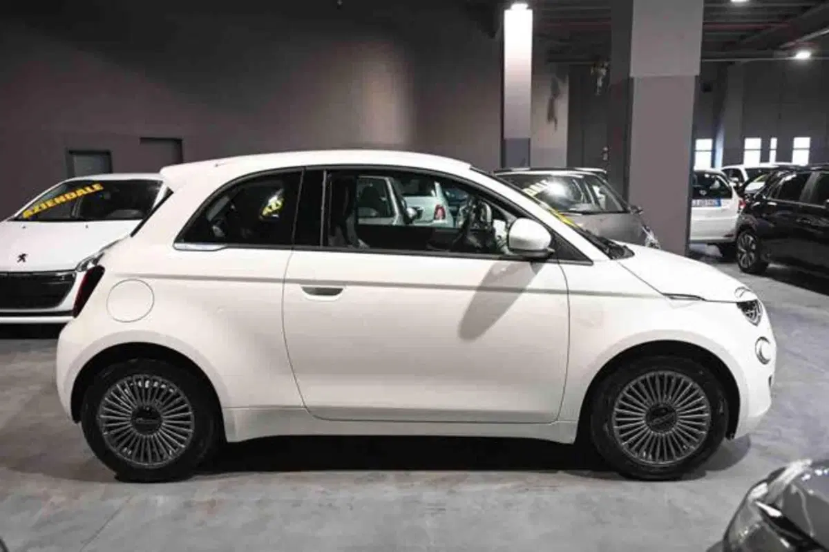 Fiat 500 nuova a Torino (17)