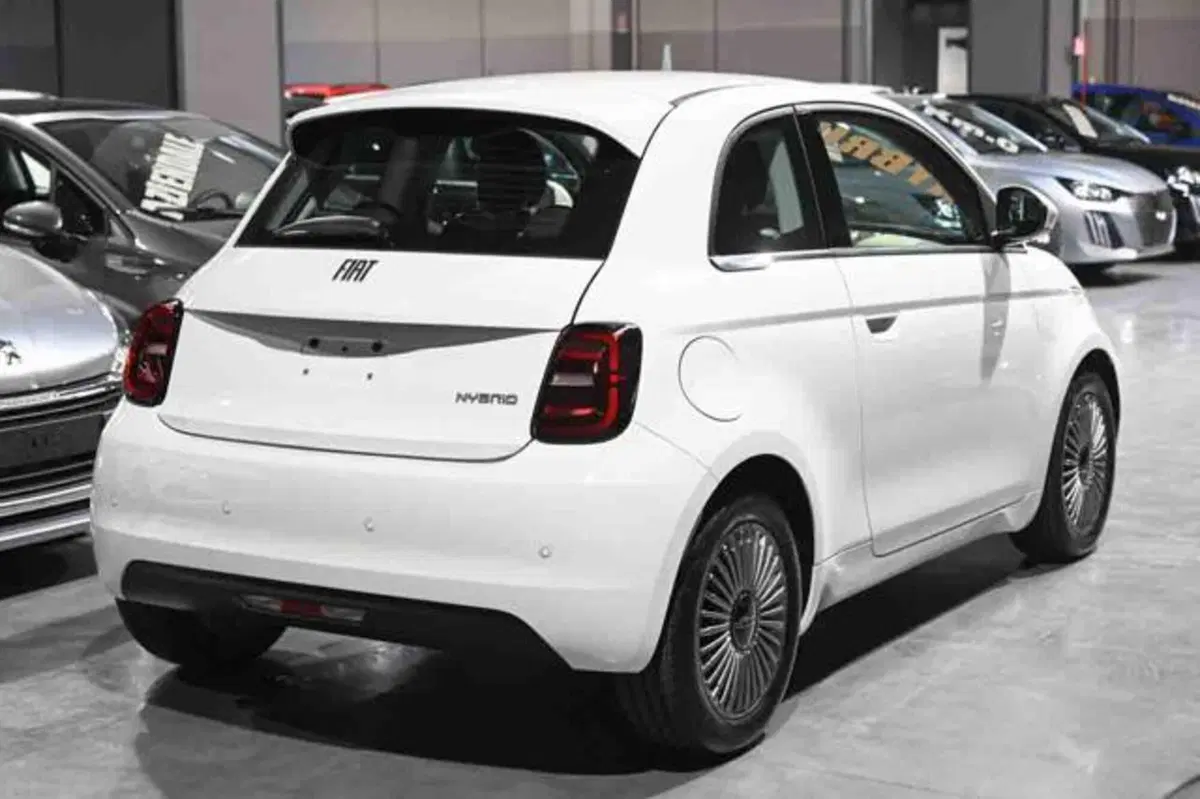 Fiat 500 nuova a Torino (3)