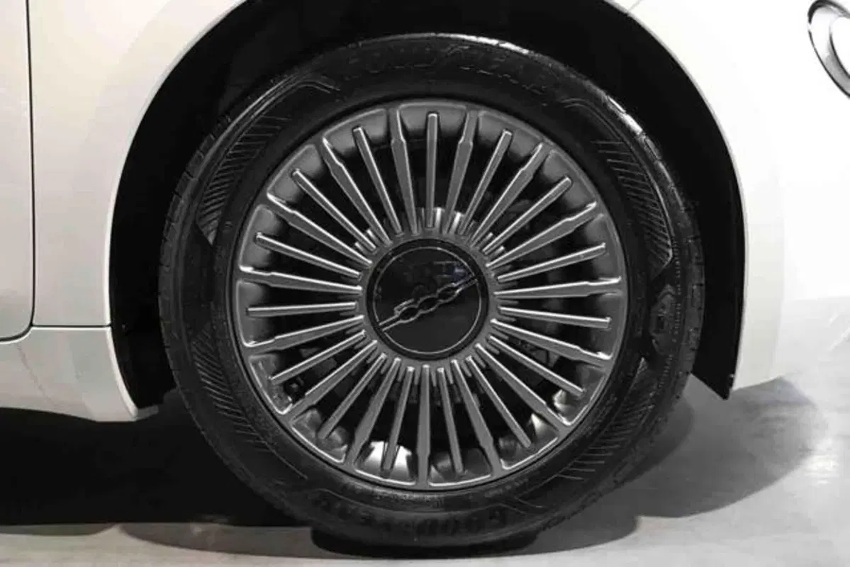 Fiat 500 nuova a Torino (5)