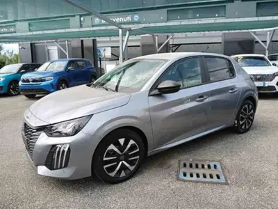 Peugeot 208 1.2 hybrid Active 100cv e-dcs 6 nuova a Pianezza
