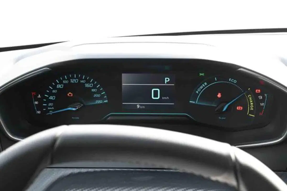 Peugeot 208 nuova a Torino (12)