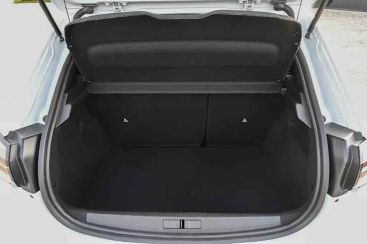 Peugeot 208 nuova a Torino (5)