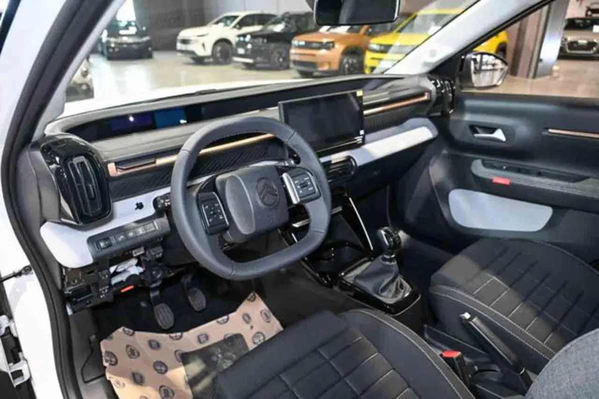 Citroen C3 Aircross nuova a Torino (8)