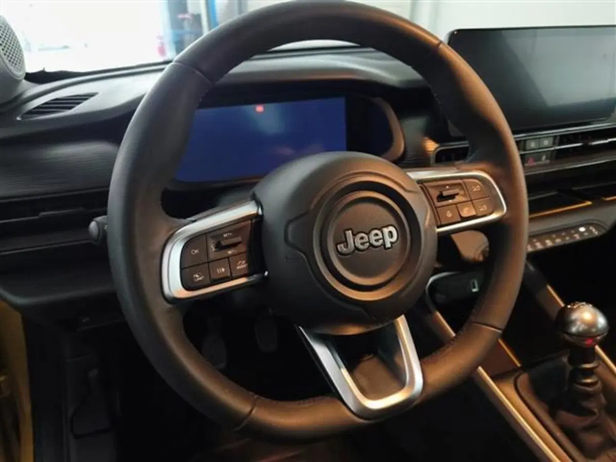Jeep Avenger usata a Siena (12)