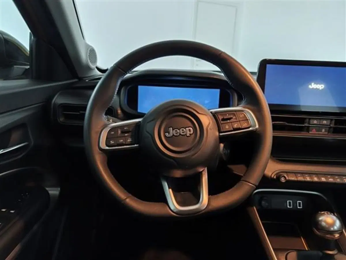 Jeep Avenger usata a Siena (13)