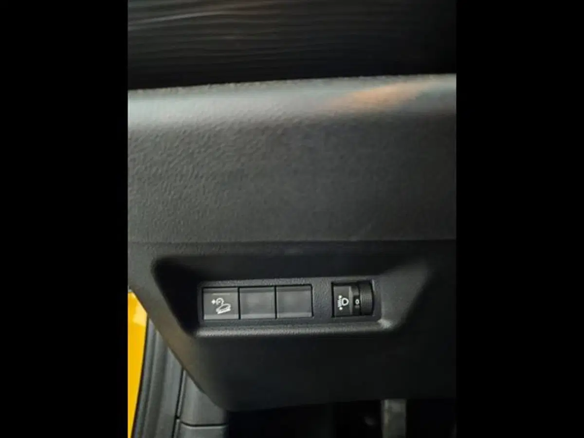 Jeep Avenger usata a Siena (17)