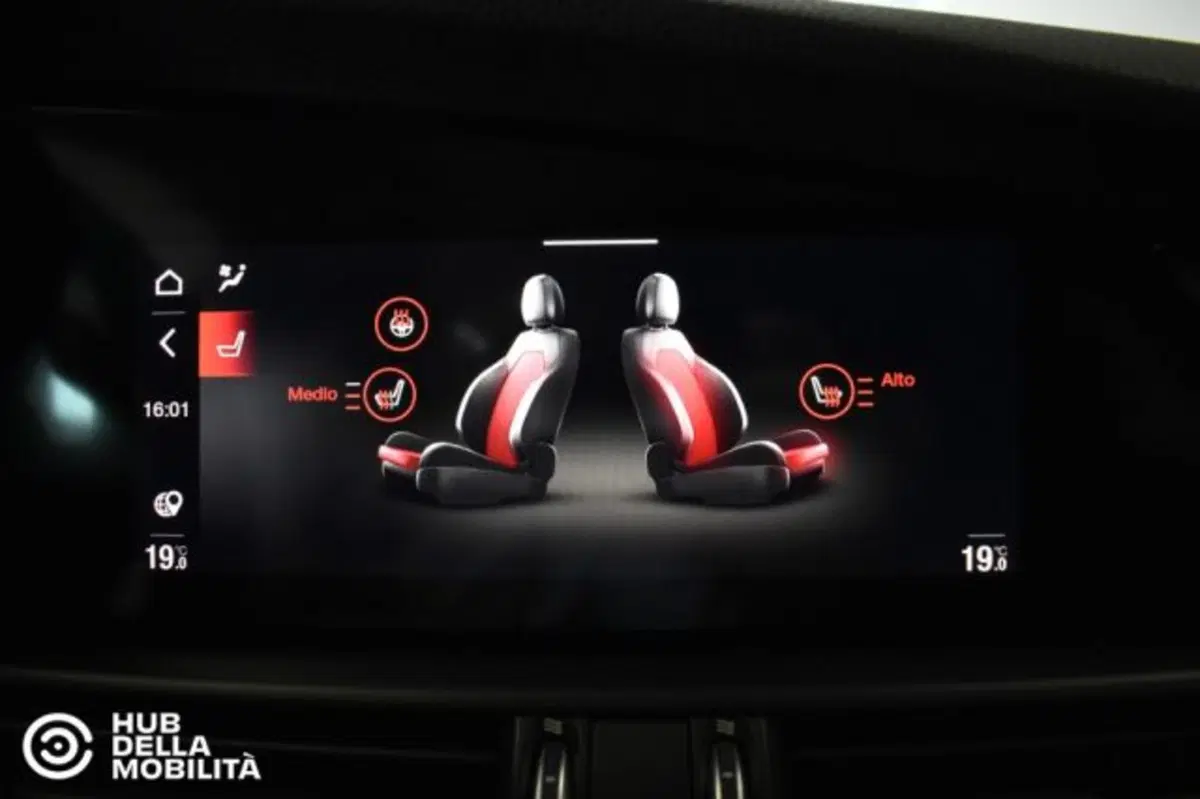 Alfa Romeo Giulia usata a Perugia (18)