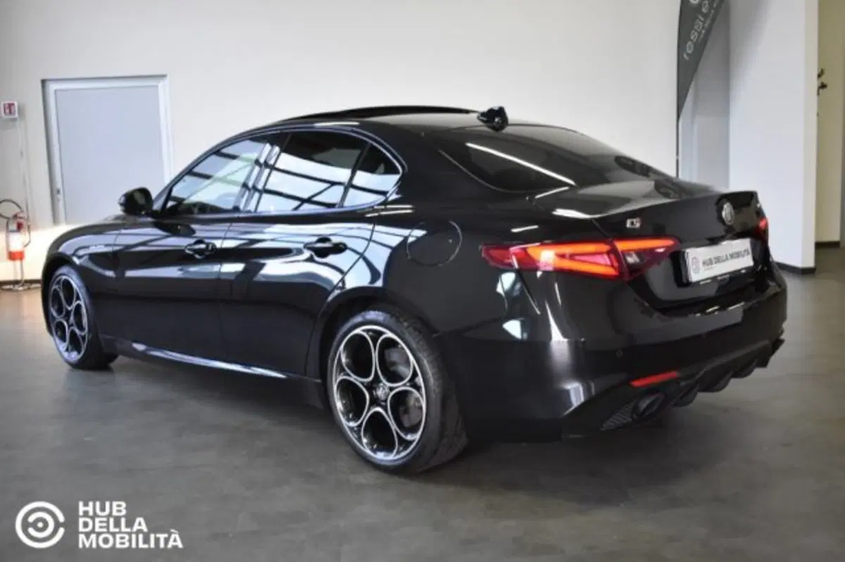 Alfa Romeo Giulia usata a Perugia (6)
