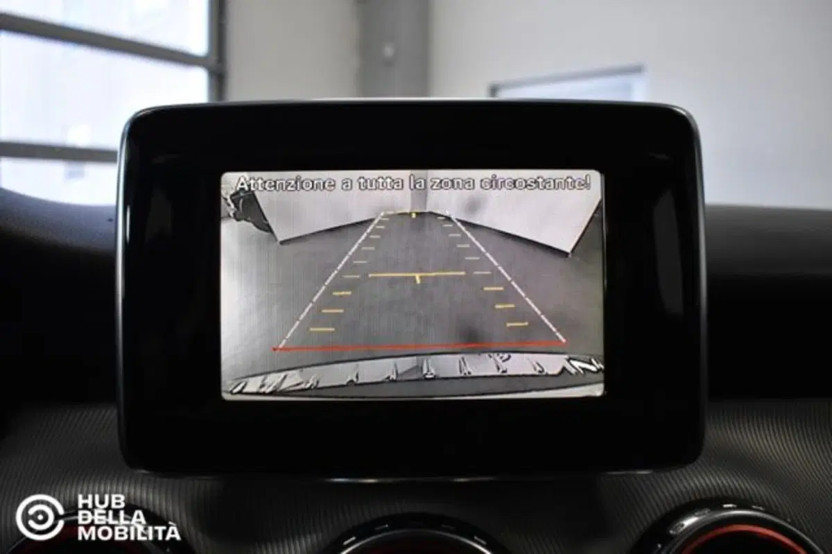 Mercedes-Benz GLA SUV usata a Perugia (15)