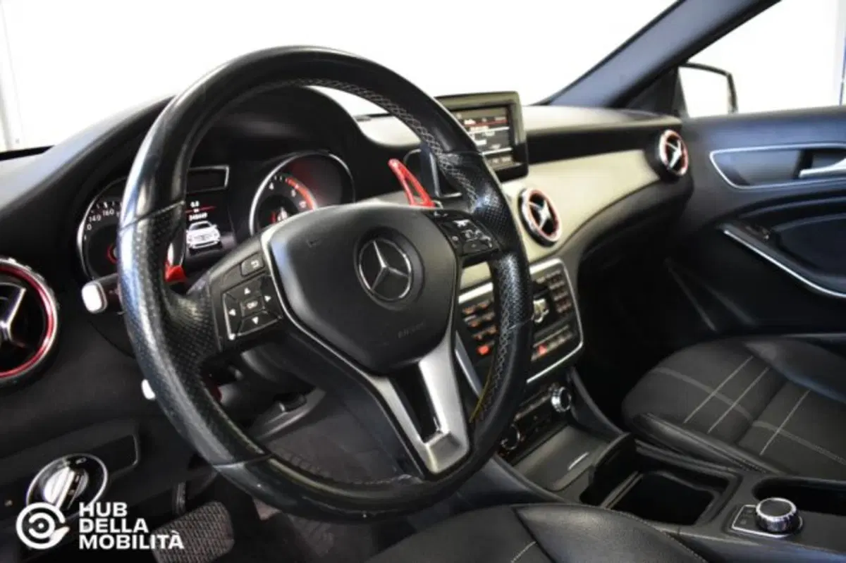 Mercedes-Benz GLA SUV usata a Perugia (19)