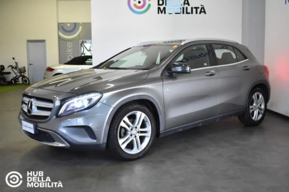 Mercedes-Benz GLA SUV usata a Perugia (3)