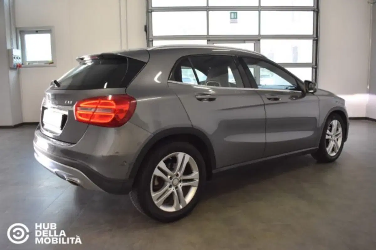 Mercedes-Benz GLA SUV usata a Perugia (6)