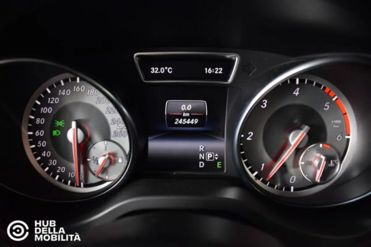 Mercedes-Benz GLA SUV usata a Perugia (8)