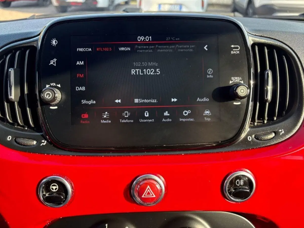 Fiat 500 Cabrio usata a Lecco (10)